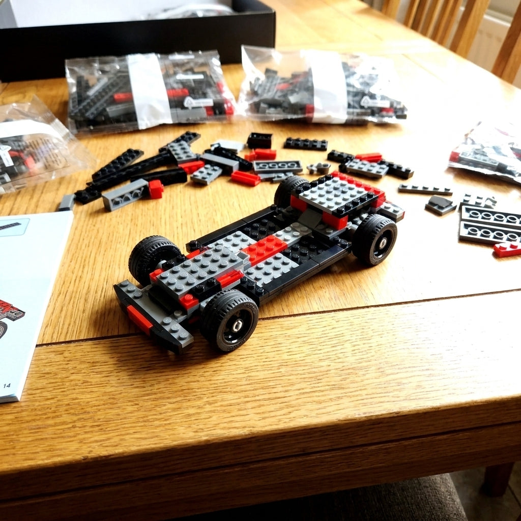 The A-Team Van & Crew Building Block Set